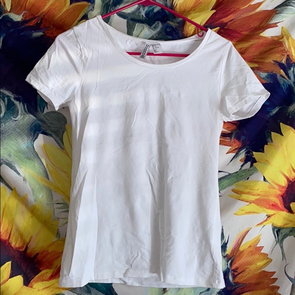 Plain white tee